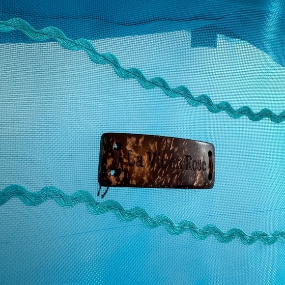 NWT La Vie en Rose Mesh Bag - Picture 5 of 6